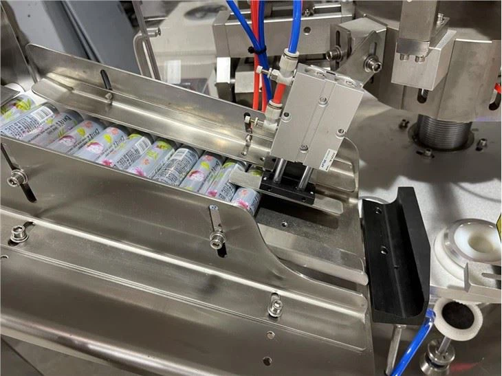 Factory Directly FRS-60 Automatic Tube Filling Sealing Machine 60pcs/min